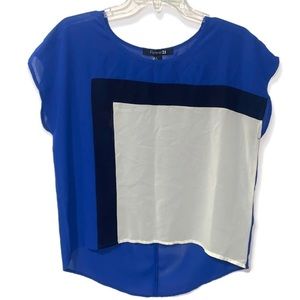 Forever 21 Geometric Patterned High Low Blouse Black White Blue Size Small